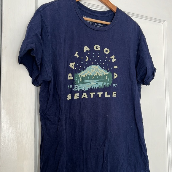 Patagonia Seattle T shirt - L - Picture 2 of 6
